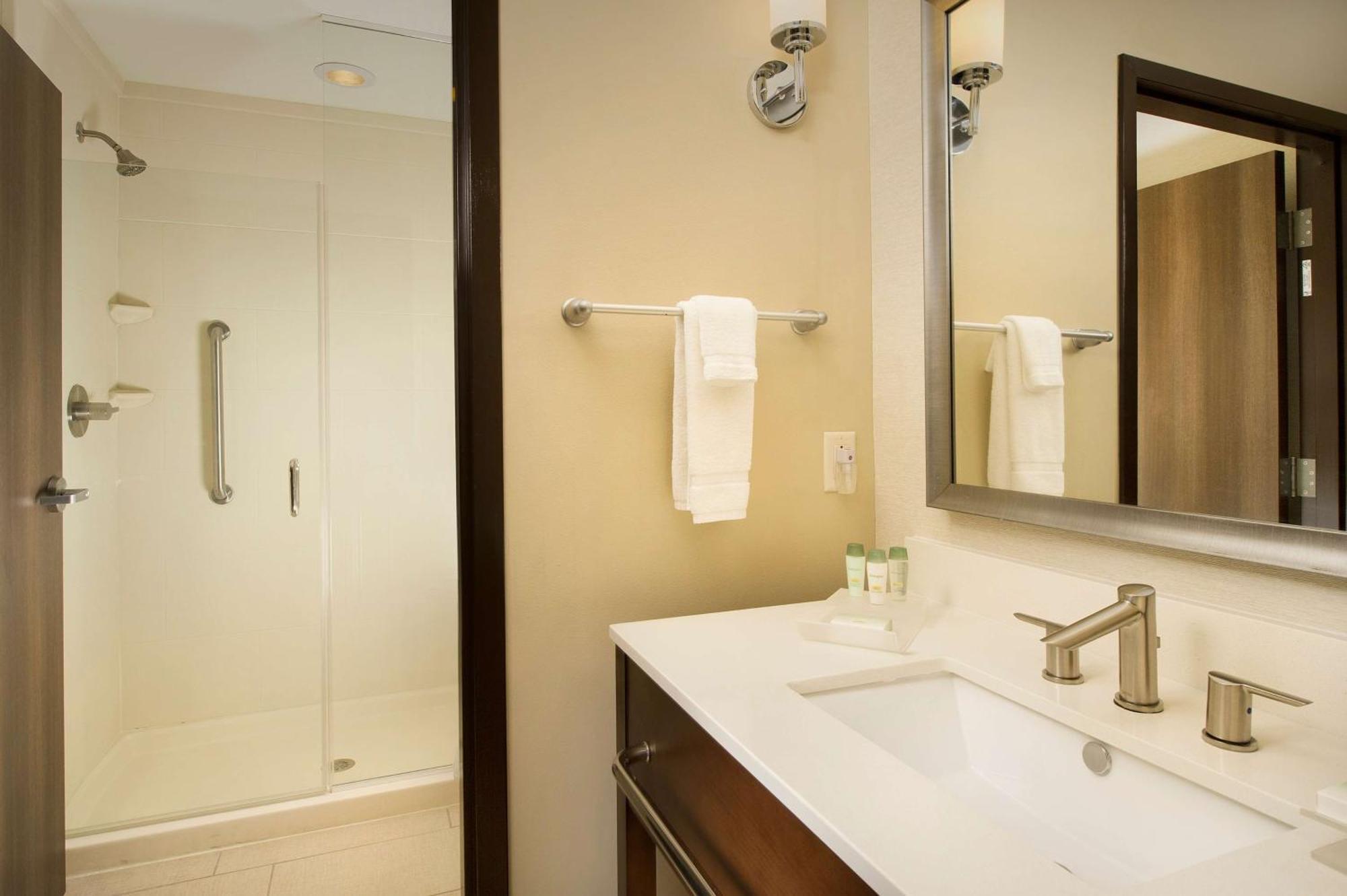 Homewood Suites By Hilton Midland Exteriör bild