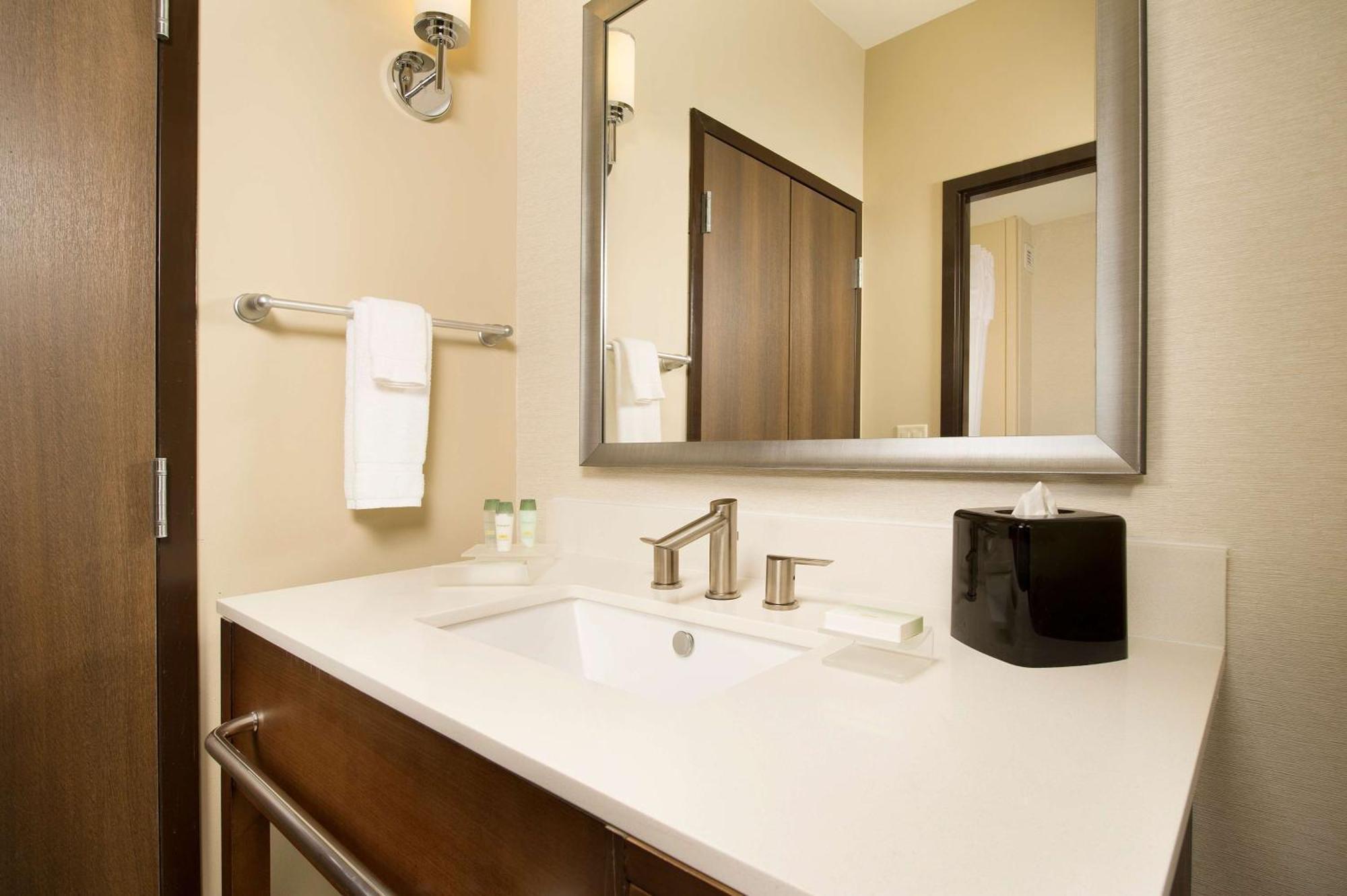 Homewood Suites By Hilton Midland Exteriör bild