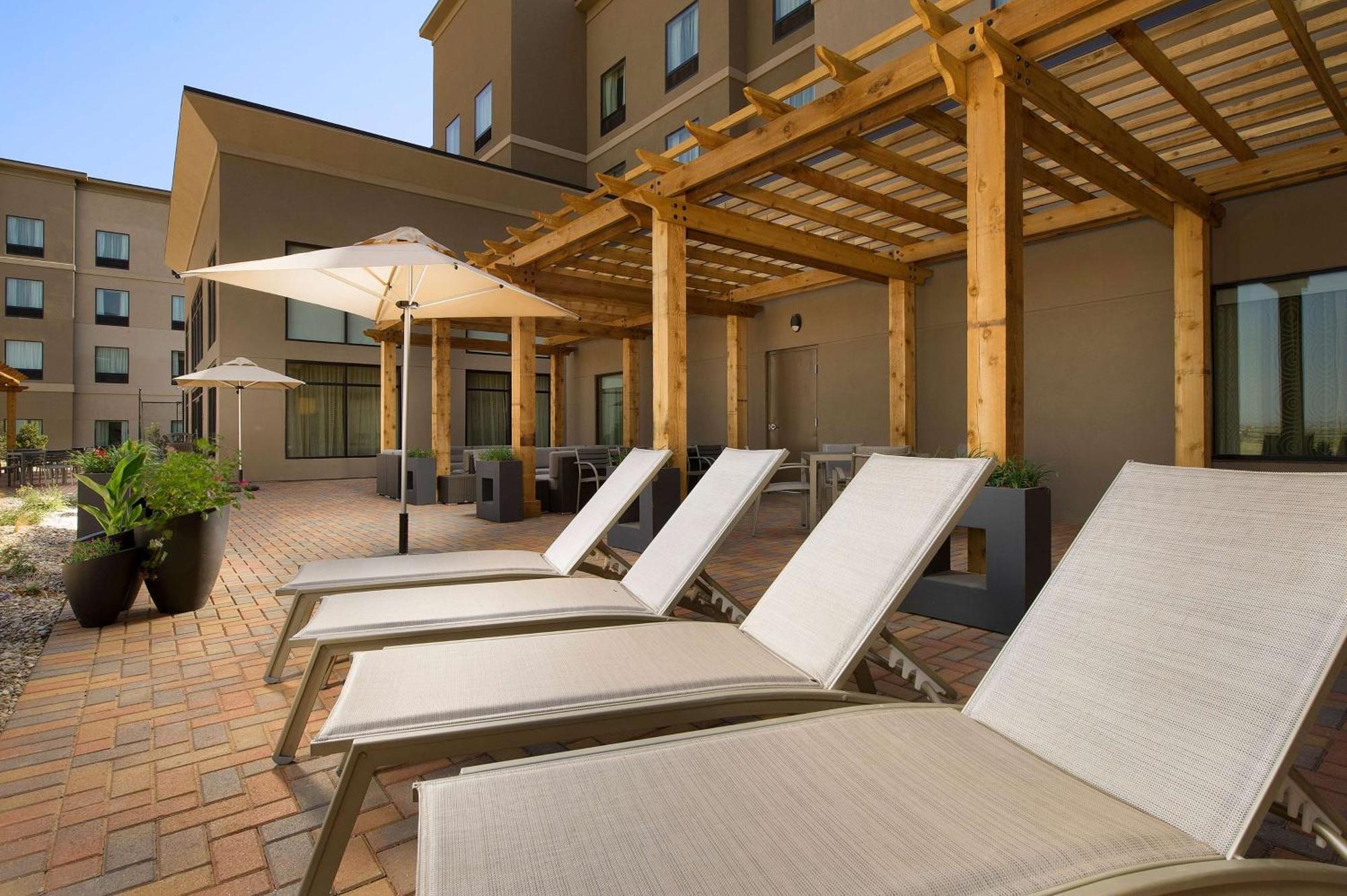 Homewood Suites By Hilton Midland Exteriör bild